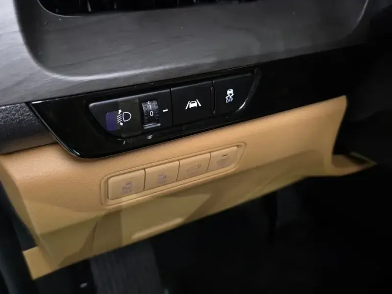 2022 Kia Carnival с пробегом 39 650 км