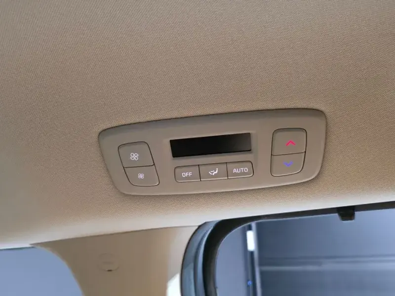 2022 Kia Carnival с пробегом 39 650 км