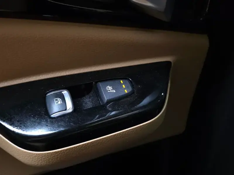 2022 Kia Carnival с пробегом 39 650 км