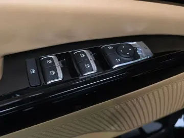 2022 Kia Carnival с пробегом 39 650 км