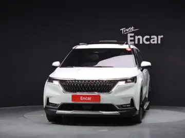 2023 Kia Carnival с пробегом 37 411 км