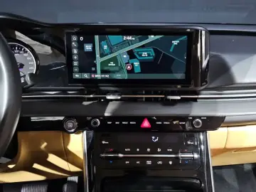 2023 Kia Carnival с пробегом 37 411 км