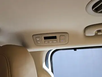 2023 Kia Carnival с пробегом 37 411 км