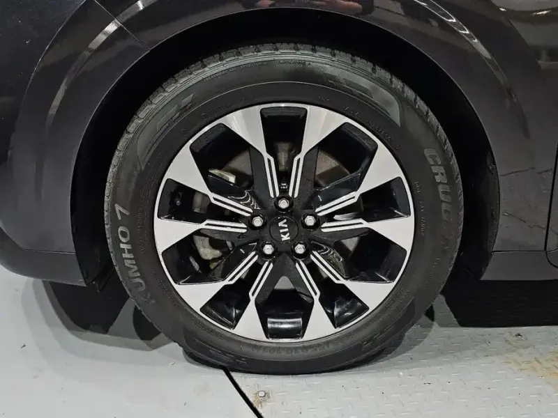 2021 Kia Carnival с пробегом 87 265 км