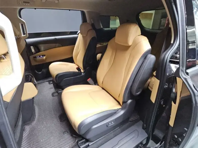 2021 Kia Carnival с пробегом 87 265 км