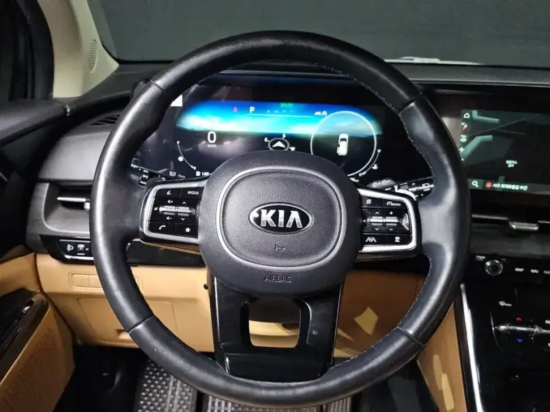 2021 Kia Carnival с пробегом 87 265 км