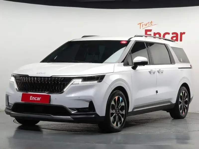 2022 Kia Carnival с пробегом 47 500 км