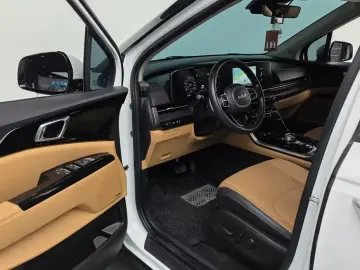 2022 Kia Carnival с пробегом 47 500 км
