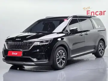 2022 Kia Carnival с пробегом 17 804 км