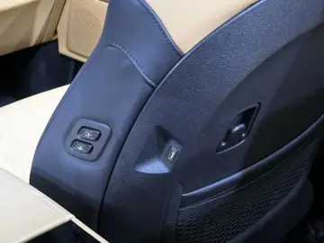2023 Kia Carnival с пробегом 35 885 км