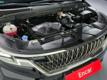 2022 Kia Carnival с пробегом 17 804 км