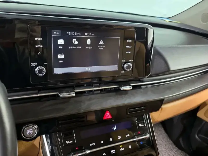 2022 Kia Carnival с пробегом 17 804 км