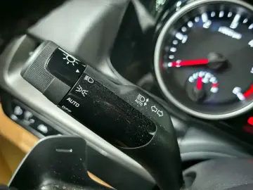 2022 Kia Carnival с пробегом 17 804 км