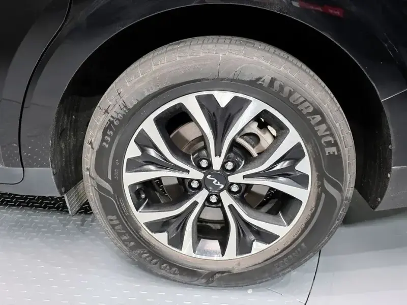 2022 Kia Carnival с пробегом 17 804 км