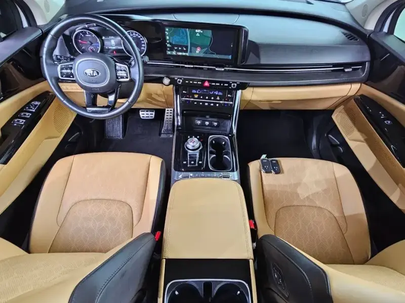 2021 Kia Carnival с пробегом 109 200 км