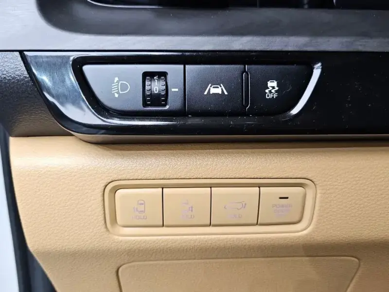 2021 Kia Carnival с пробегом 109 200 км
