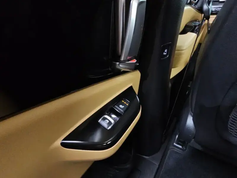 2021 Kia Carnival с пробегом 109 200 км