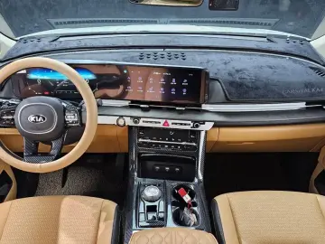 2021 Kia Carnival с пробегом 32 000 км