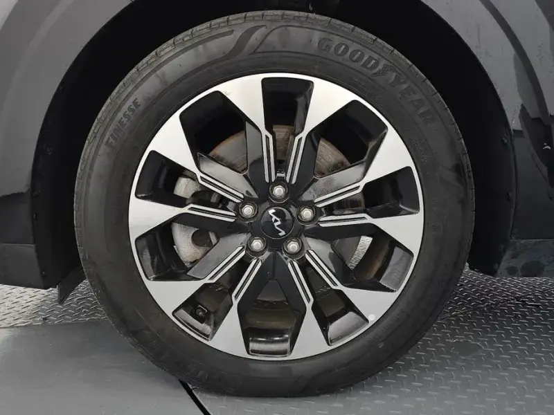 2023 Kia Carnival с пробегом 51 424 км