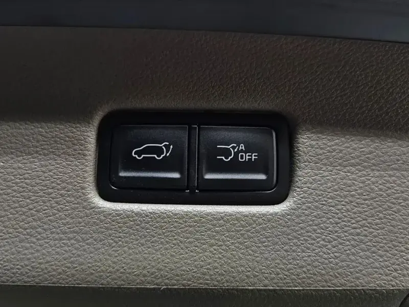 2023 Kia Carnival с пробегом 51 424 км