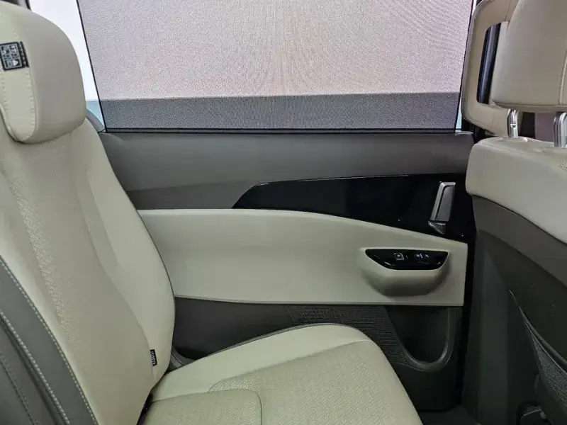 2023 Kia Carnival с пробегом 51 424 км