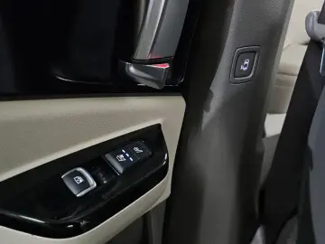 2023 Kia Carnival с пробегом 51 424 км