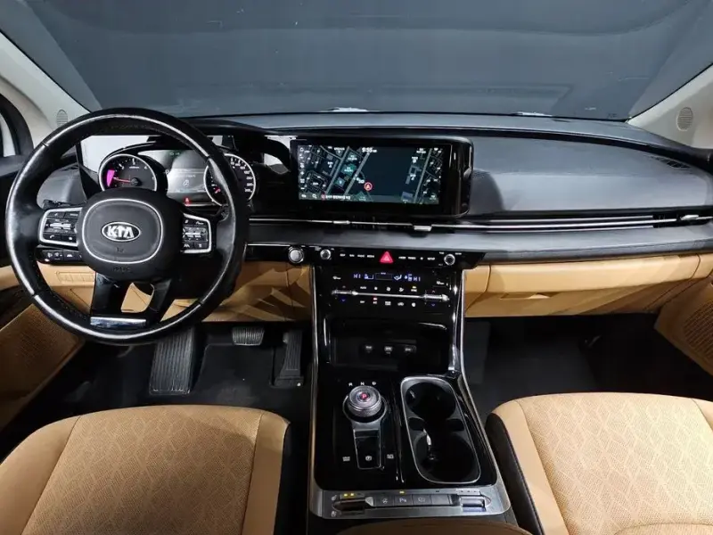 2021 Kia Carnival с пробегом 58 000 км