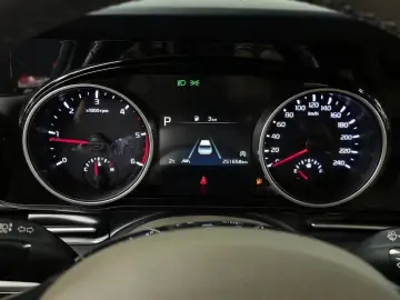 2022 Kia Carnival с пробегом 251 658 км