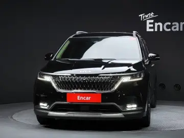 2022 Kia Carnival с пробегом 43 520 км