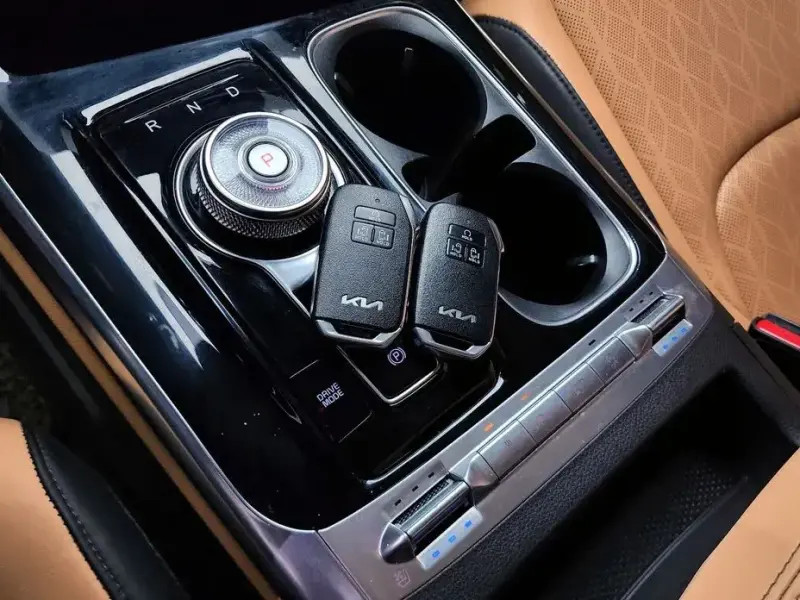 2022 Kia Carnival с пробегом 43 520 км