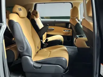 2022 Kia Carnival с пробегом 43 520 км