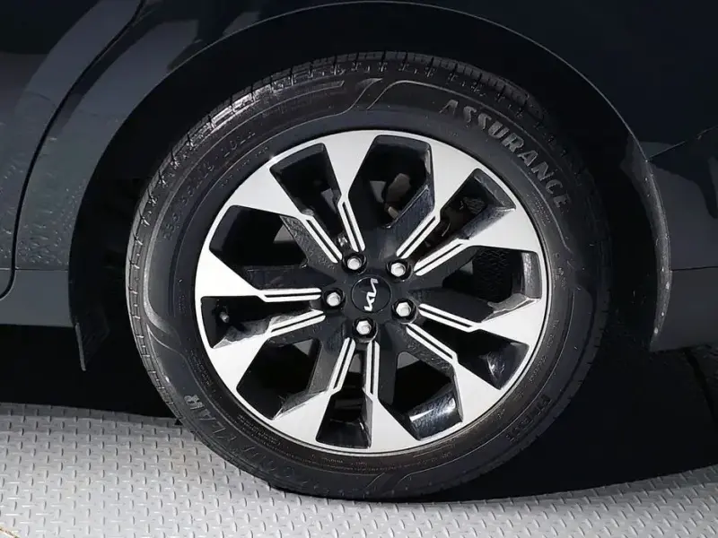 2022 Kia Carnival с пробегом 43 520 км