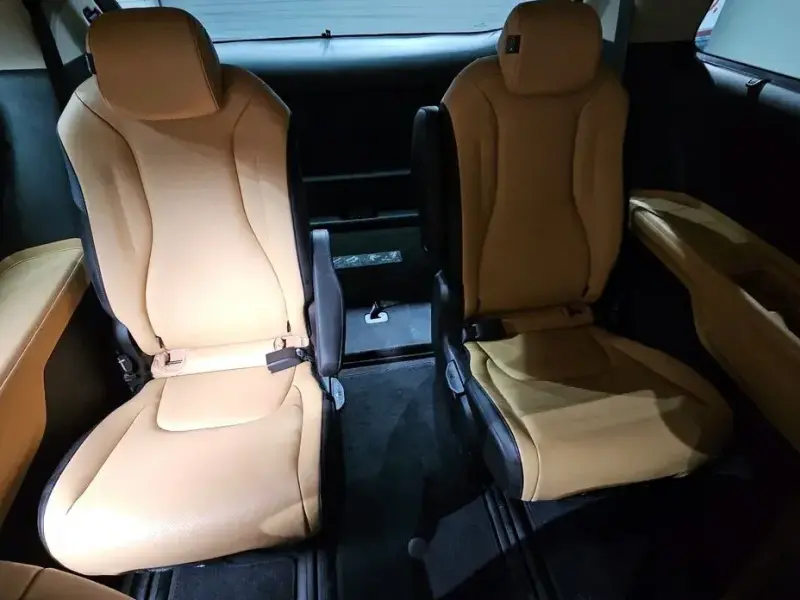 2021 Kia Carnival с пробегом 97 974 км