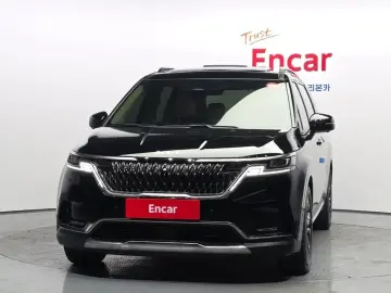 2023 Kia Carnival с пробегом 13 306 км