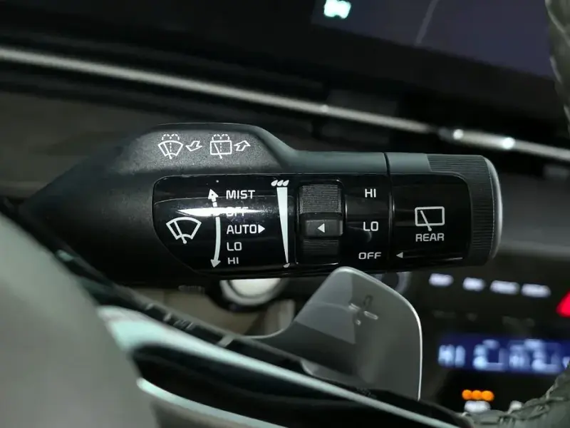 2023 Kia Carnival с пробегом 13 306 км