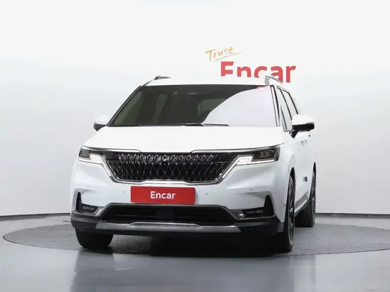 2022 Kia Carnival с пробегом 65 688 км