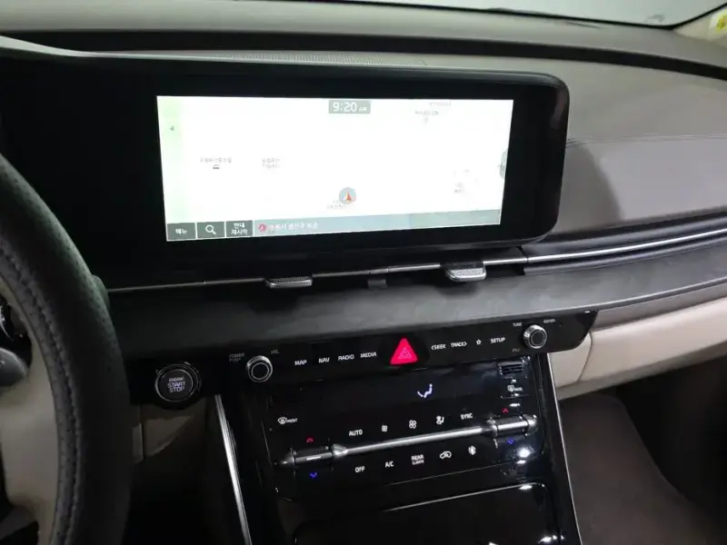2022 Kia Carnival с пробегом 65 688 км