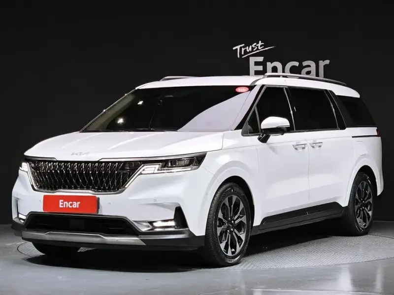 2022 Kia Carnival с пробегом 73 853 км