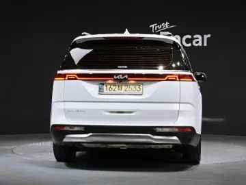 2022 Kia Carnival с пробегом 73 853 км