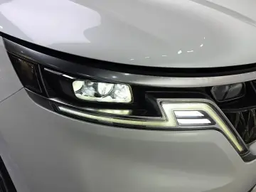 2022 Kia Carnival с пробегом 65 688 км