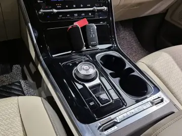 2022 Kia Carnival с пробегом 73 853 км