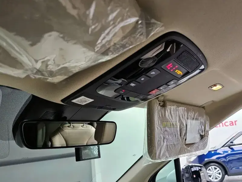 2022 Kia Carnival с пробегом 73 853 км