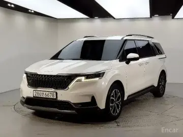 2022 Kia Carnival с пробегом 33 305 км
