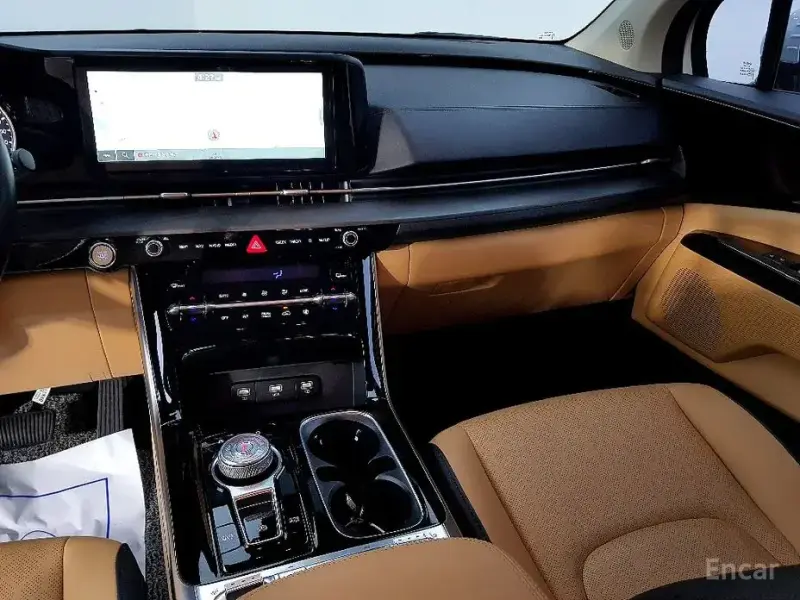 2022 Kia Carnival с пробегом 33 305 км