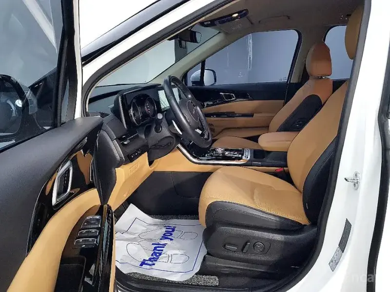 2022 Kia Carnival с пробегом 33 305 км