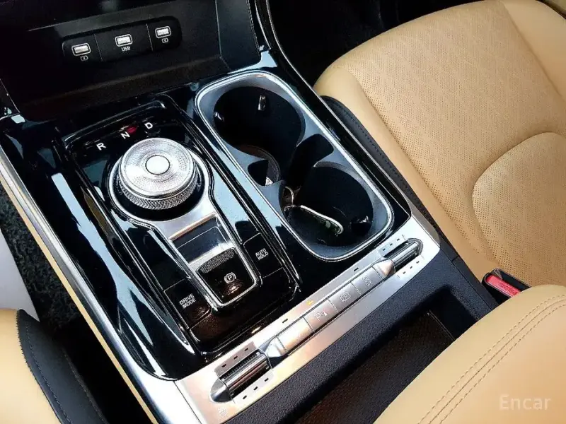 2022 Kia Carnival с пробегом 33 305 км