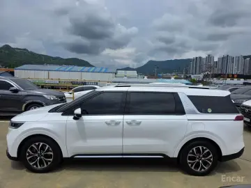 2021 Kia Carnival с пробегом 35 565 км