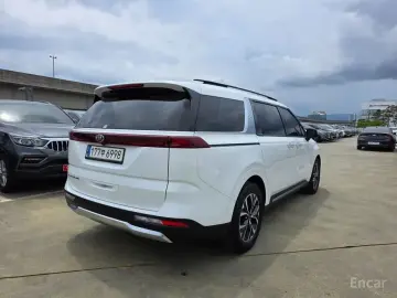 2021 Kia Carnival с пробегом 35 565 км