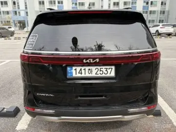 2022 Kia Carnival с пробегом 49 285 км