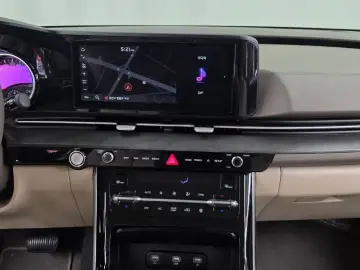 2021 Kia Carnival с пробегом 15 602 км